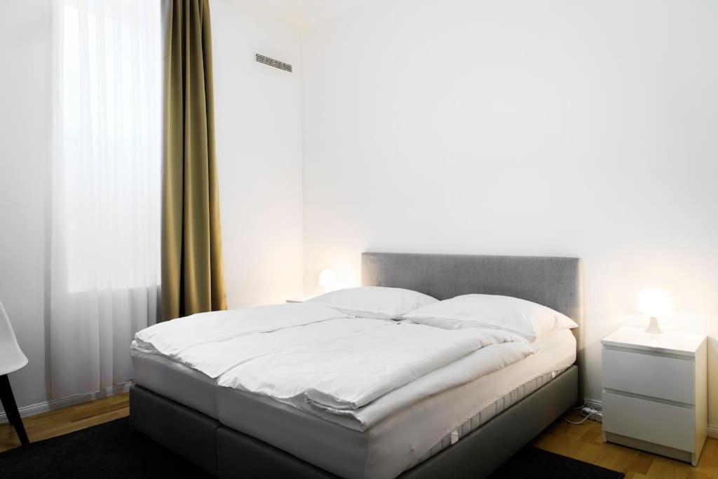 Le David City Apartment Виена Екстериор снимка